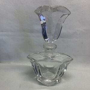VINTAGE CRYSTAL PERFUME BOTTLE TULIP SHAPED STOPPER